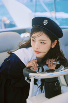 挖坟挖出鬼